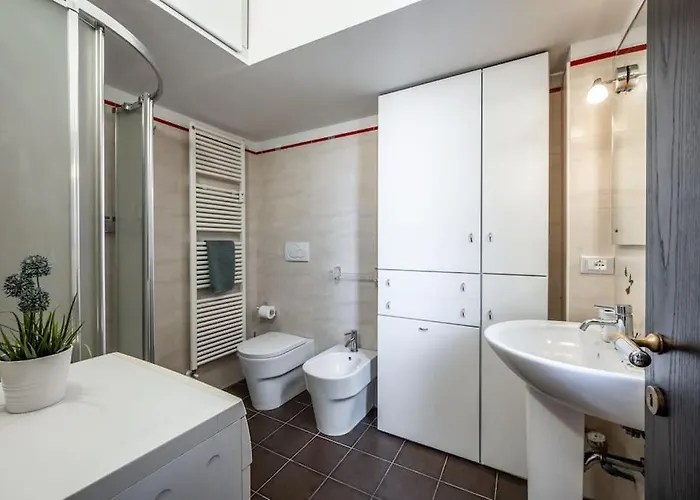 Sotto Le Due Torri 5* Apartamento