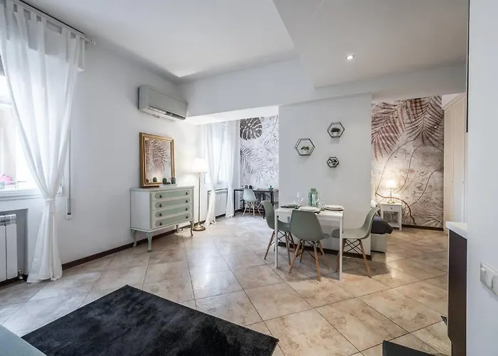 Apartamento Sotto Le Due Torri 5*