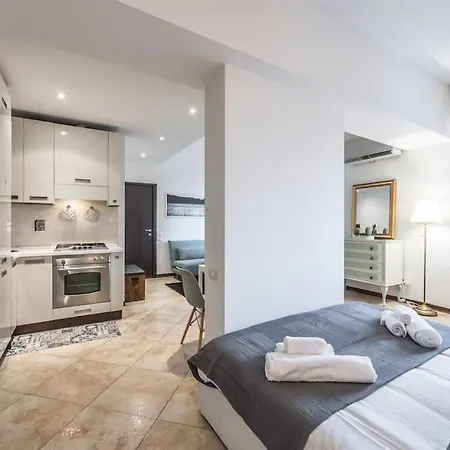 Sotto Le Due Torri 5* *