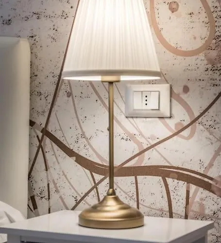 Sotto Le Due Torri 5*