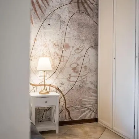 Lägenhet Sotto Le Due Torri 5*