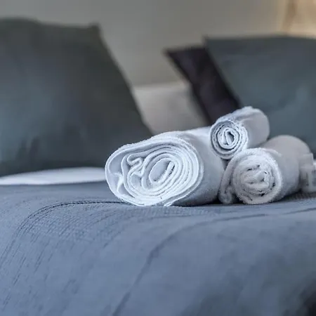 Sotto Le Due Torri 5* *