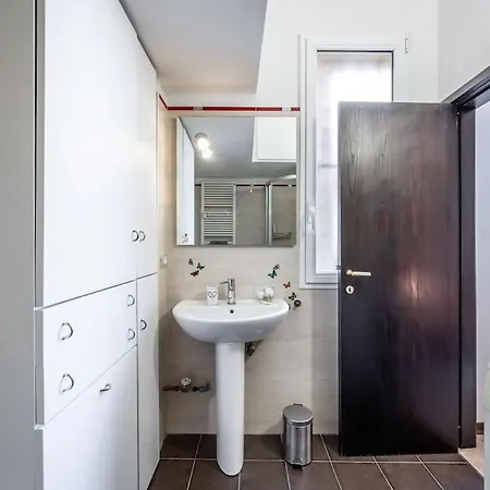 Sotto Le Due Torri 5* Apartament