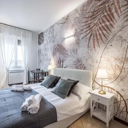 Apartman Sotto Le Due Torri 5* *