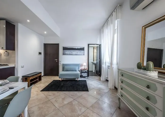 Sotto Le Due Torri 5* Bologne