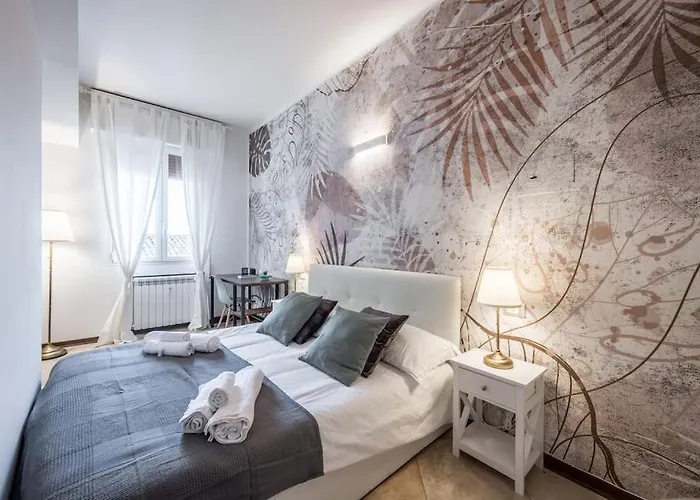 Lägenhet Sotto Le Due Torri 5* *