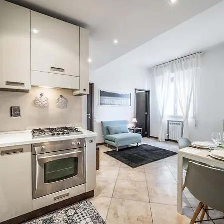 Apartament Sotto Le Due Torri 5*