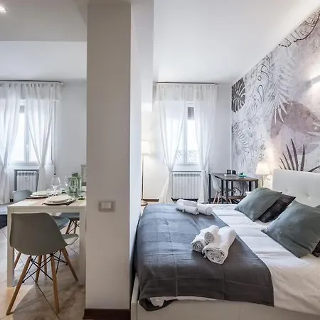 Apartamento Sotto Le Due Torri 5* *